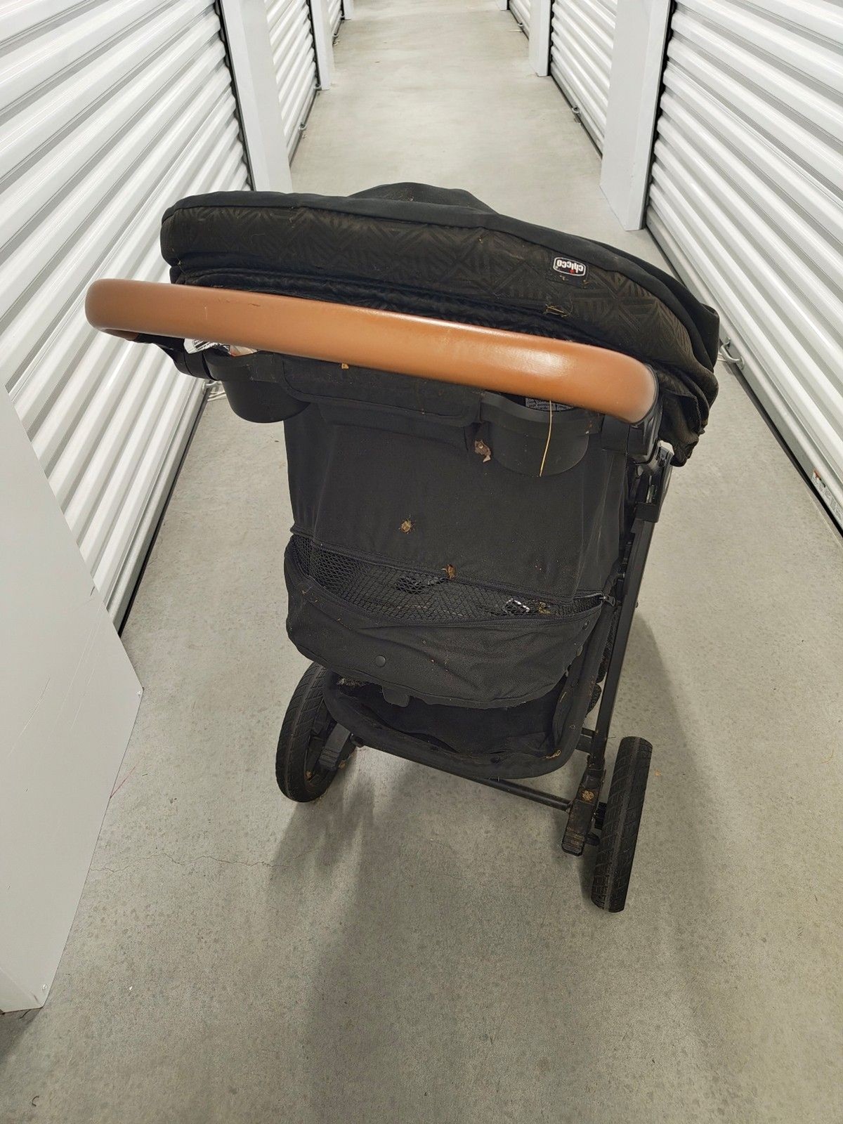 Chicco Bravo Primo Black and Brown Stroller