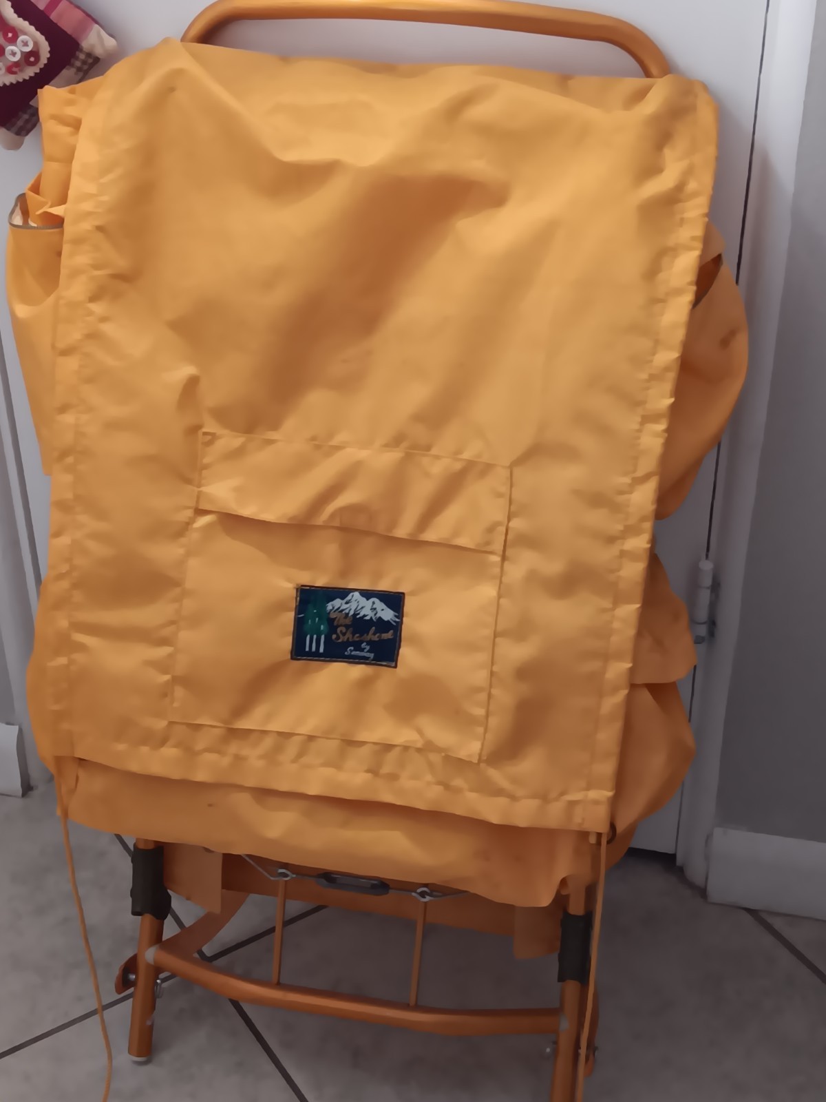 Vintage Seaway Aluminum Frame Shoshone Hiking Backpack Yellow