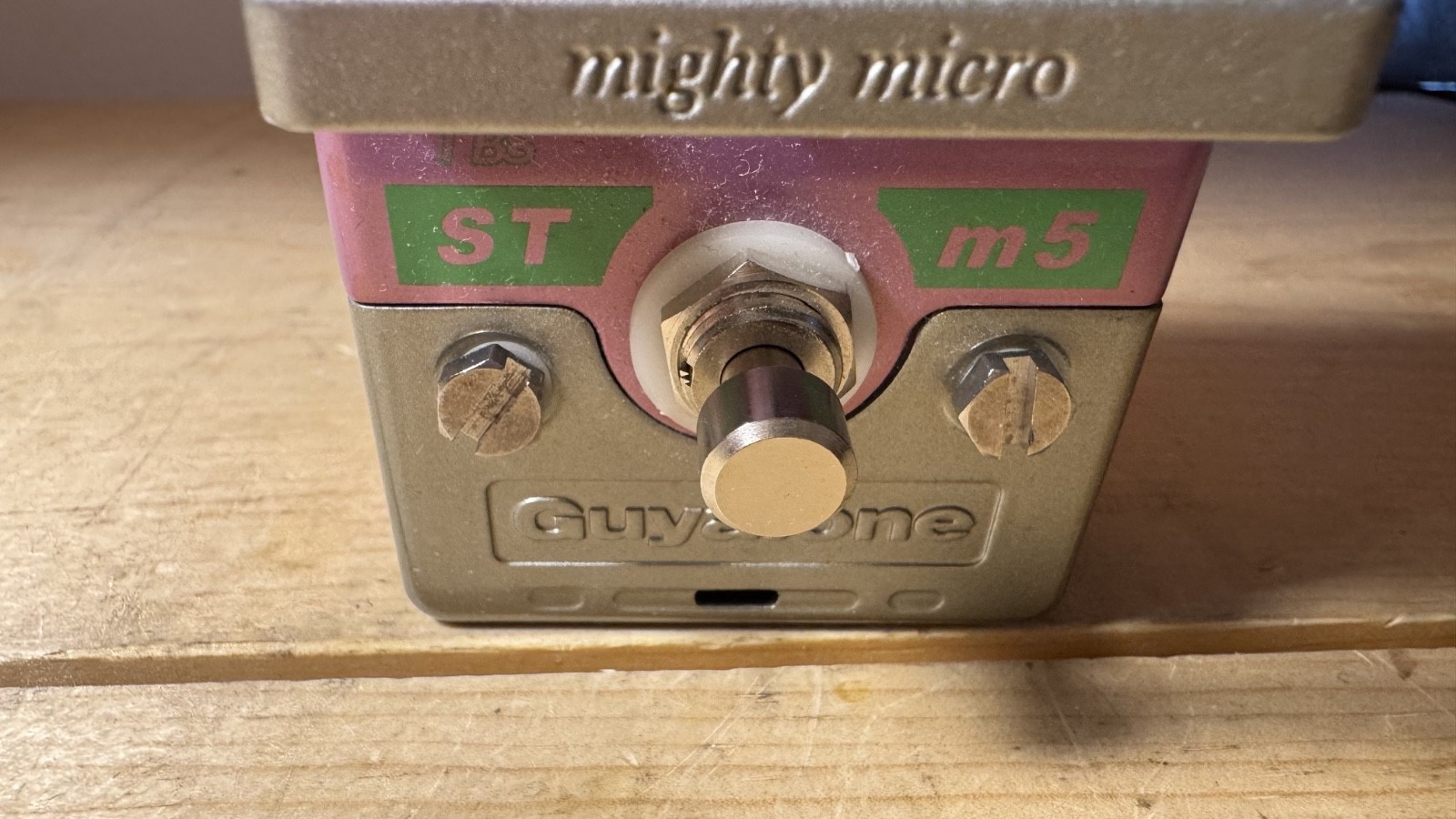 GuyaTonE ST-M5 Vintage Compressor