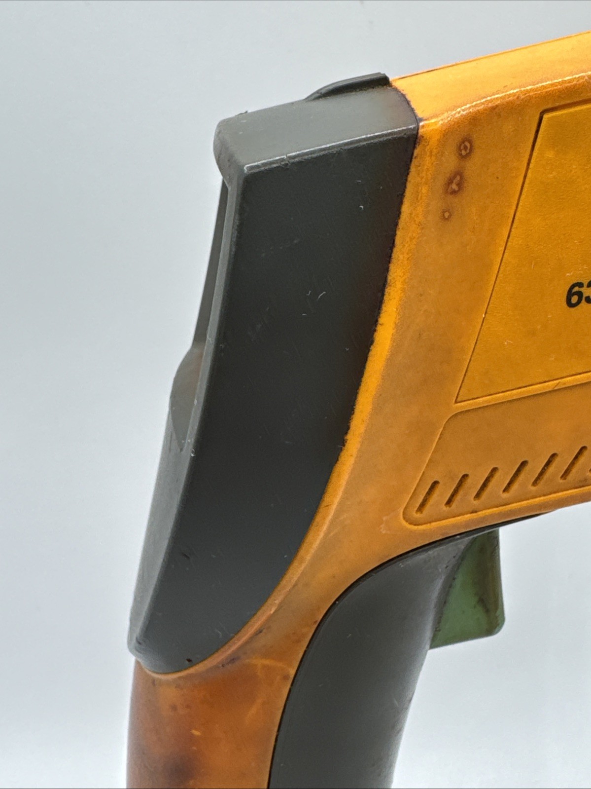 Fluke 63 IR Thermometer Tested Includes Battery