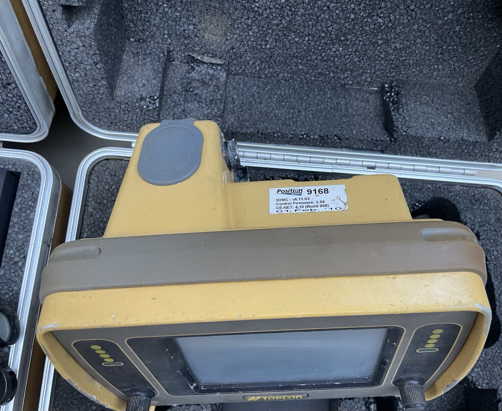 TOPCON SYSTEM FIVE 9901 GPS MACHINE CONTROL BOX 3DMC INCLUDING DISPLAY UNIT 9168