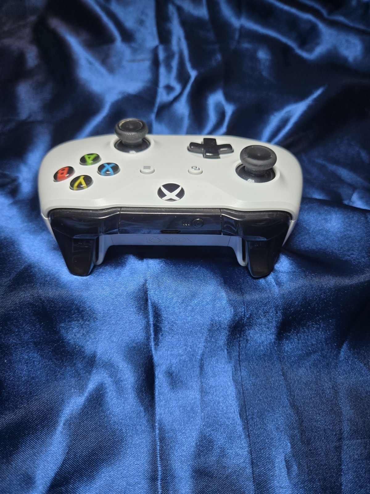 ​Microsoft Xbox One Console Bundle 500 Gg - Black - Tested, Controller & Cables