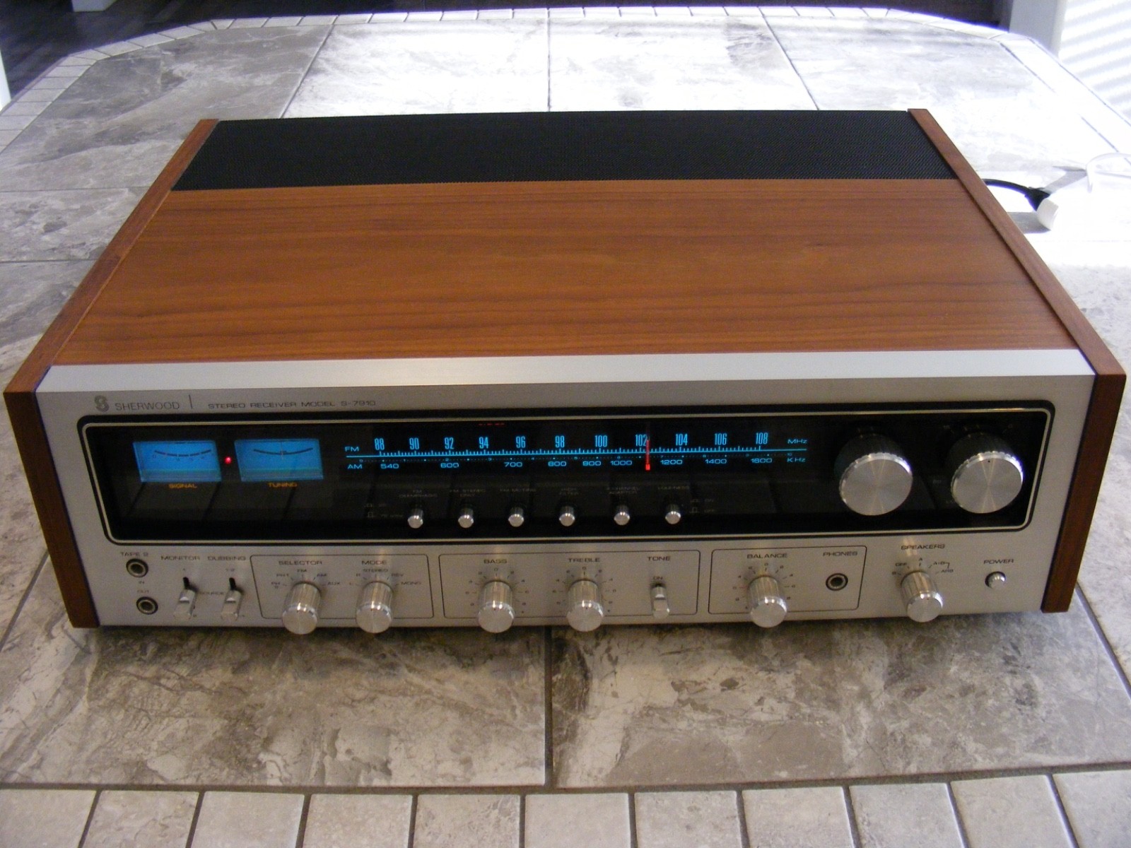 Sherwood POWERFUL S-7910 STEREO RECEIVER - IN NEAR MINT BEAUTIFUL CONDITION!