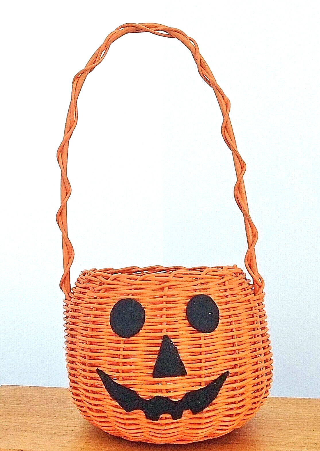 PUMPKIN LINED BASKET