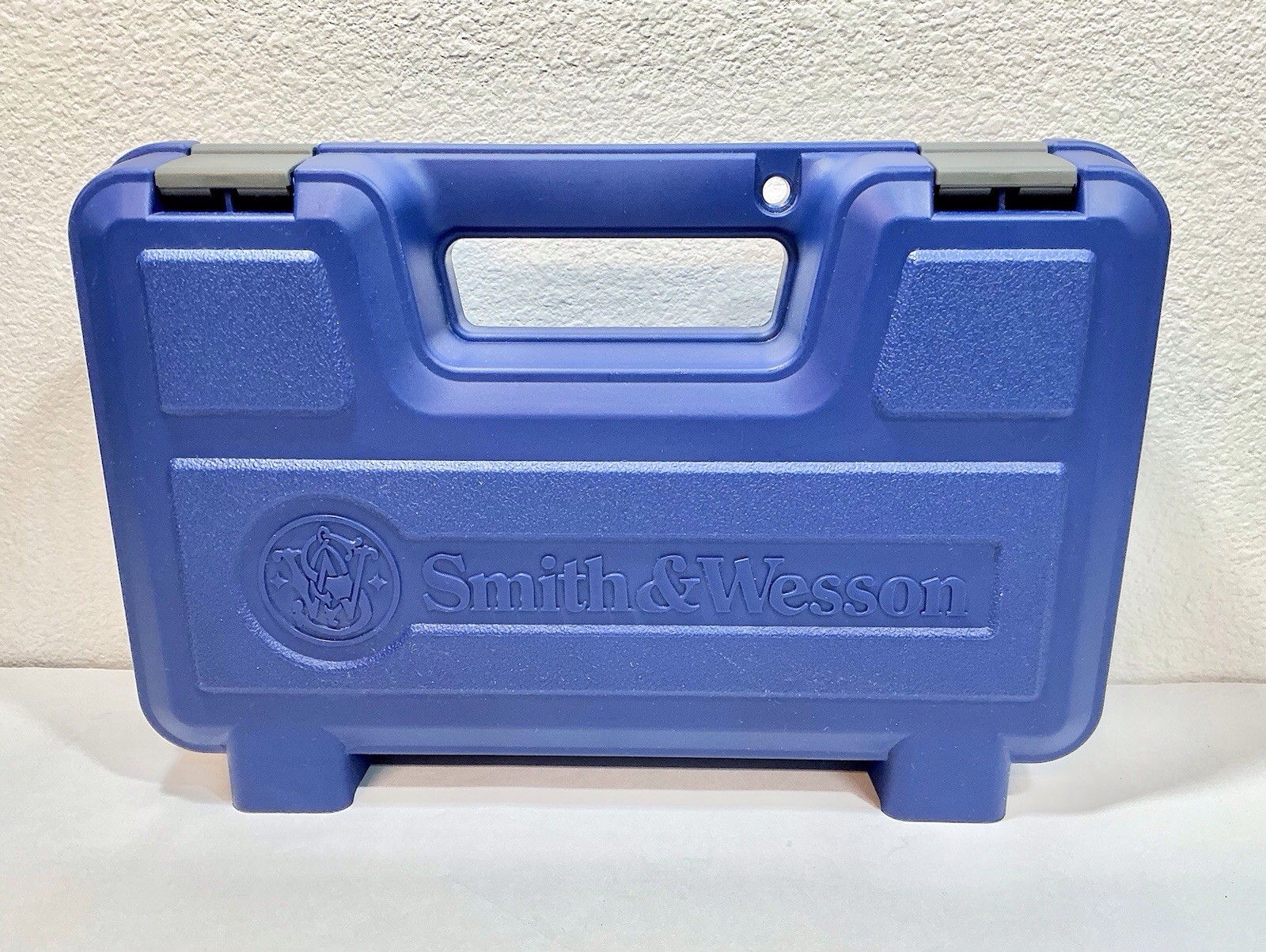 Smith & Wesson Hard Pistol Case w/Foam - Blue – Fits SW9VE 9mm Handgun Pistol