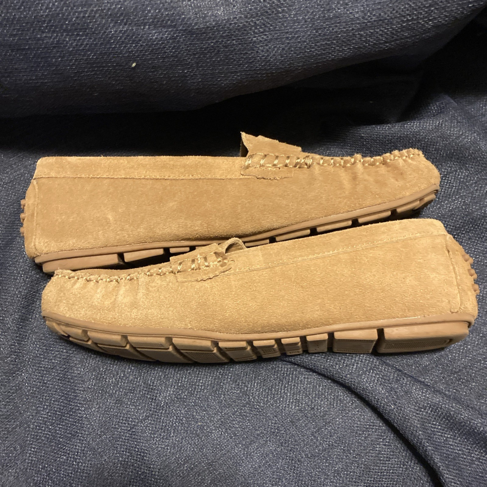 Tahari Driving Shoes Size 9