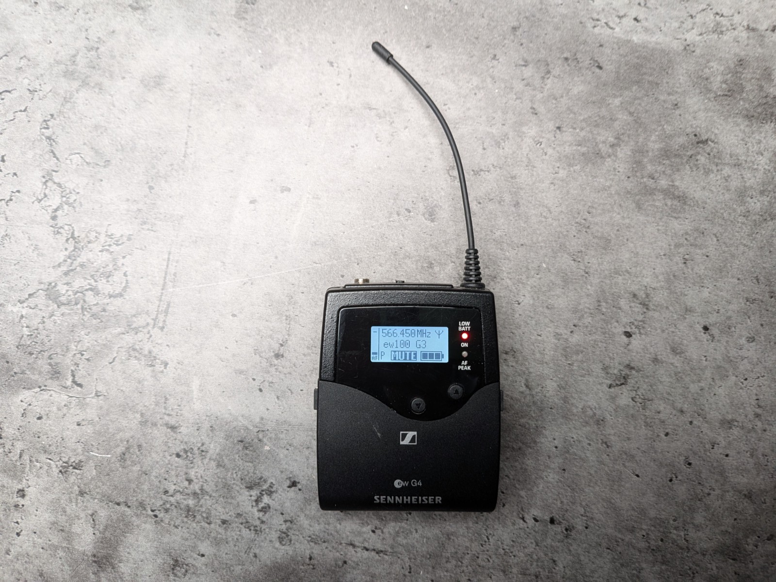 Sennheiser SK 300 G4 Gw1 558-608 MHz Wireless Bodypack Transmitter