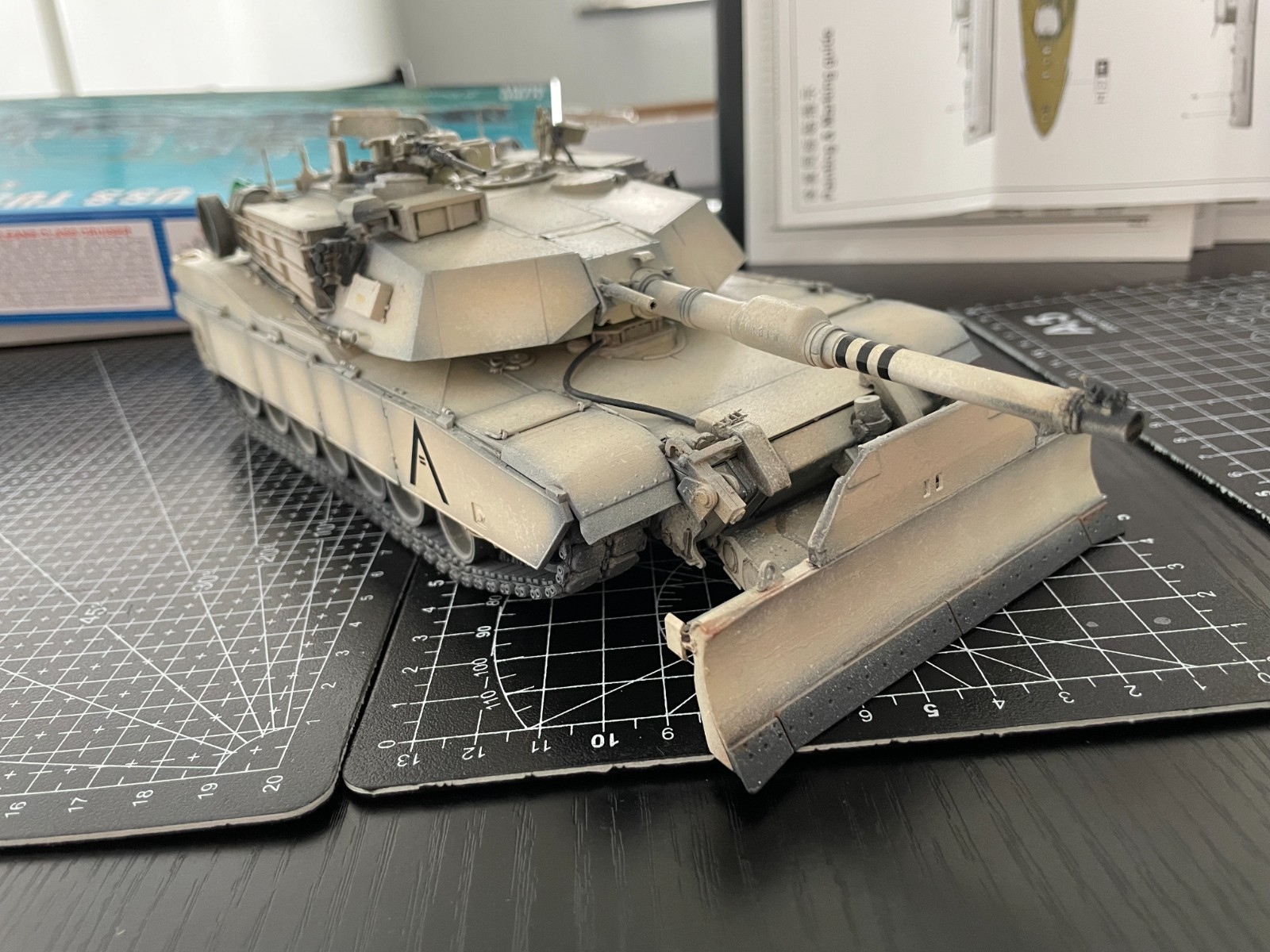 1/35,USMC M1A1 FEP Abrams/Combat Dozer Blade,Military model,gifts，free shipping