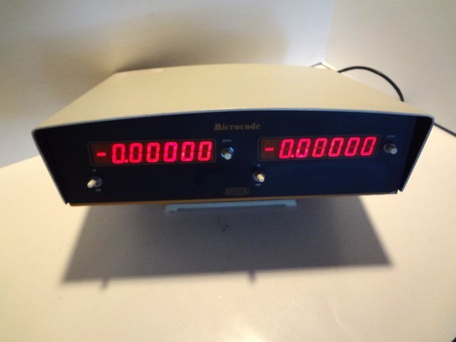 BOECKELER INSTRUMENTS DIGITAL READOUT DISPLAY 2 AXIS MODEL 2-815.5x1 **NICE**