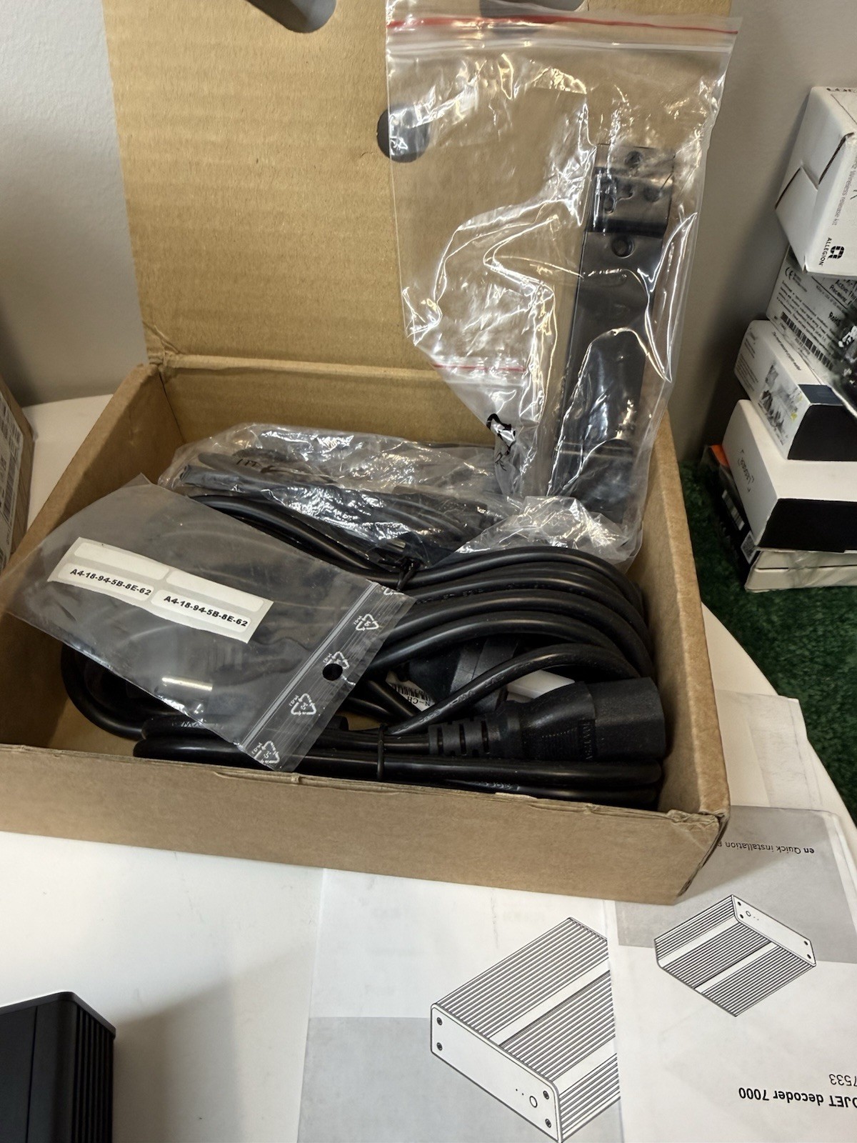 Bosch VIDEOJET decoder 7000 VJD-7533 1CH H.265 UHD IP/Network Decoder