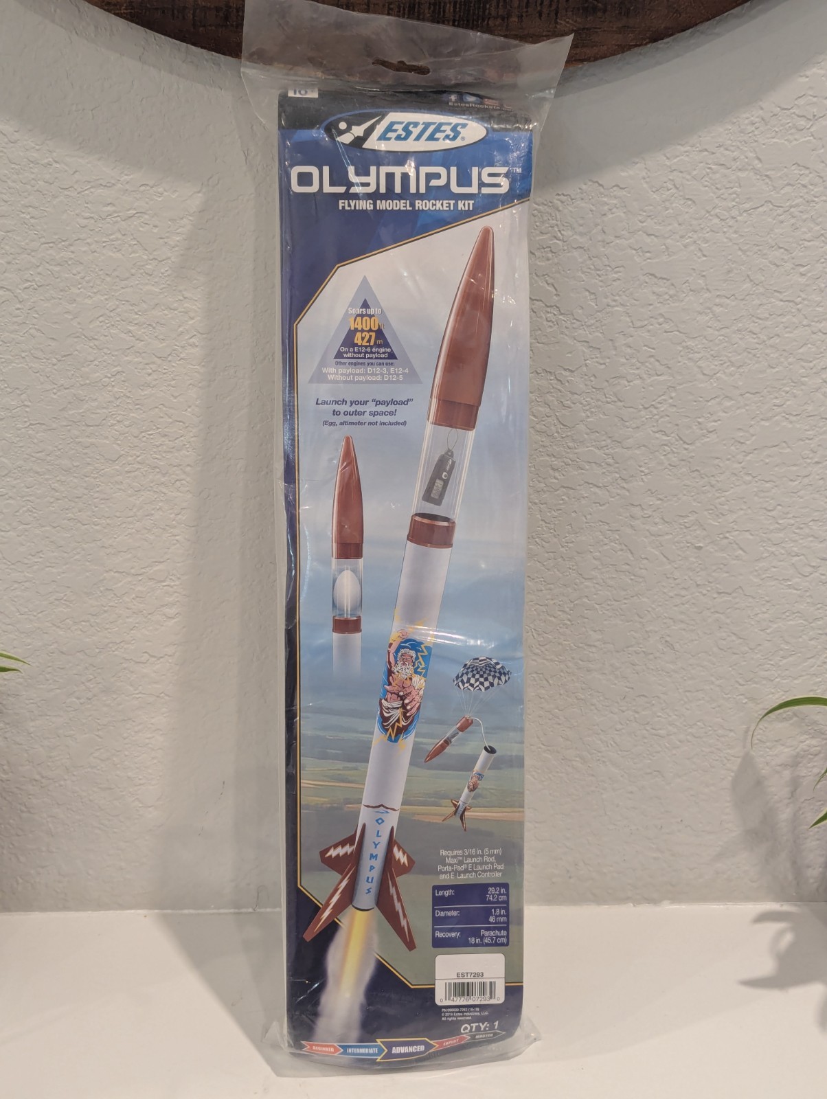 Estes Olympus #7293 Flying Model Rocket! Large 29” D & E Powered Payload Rocket!