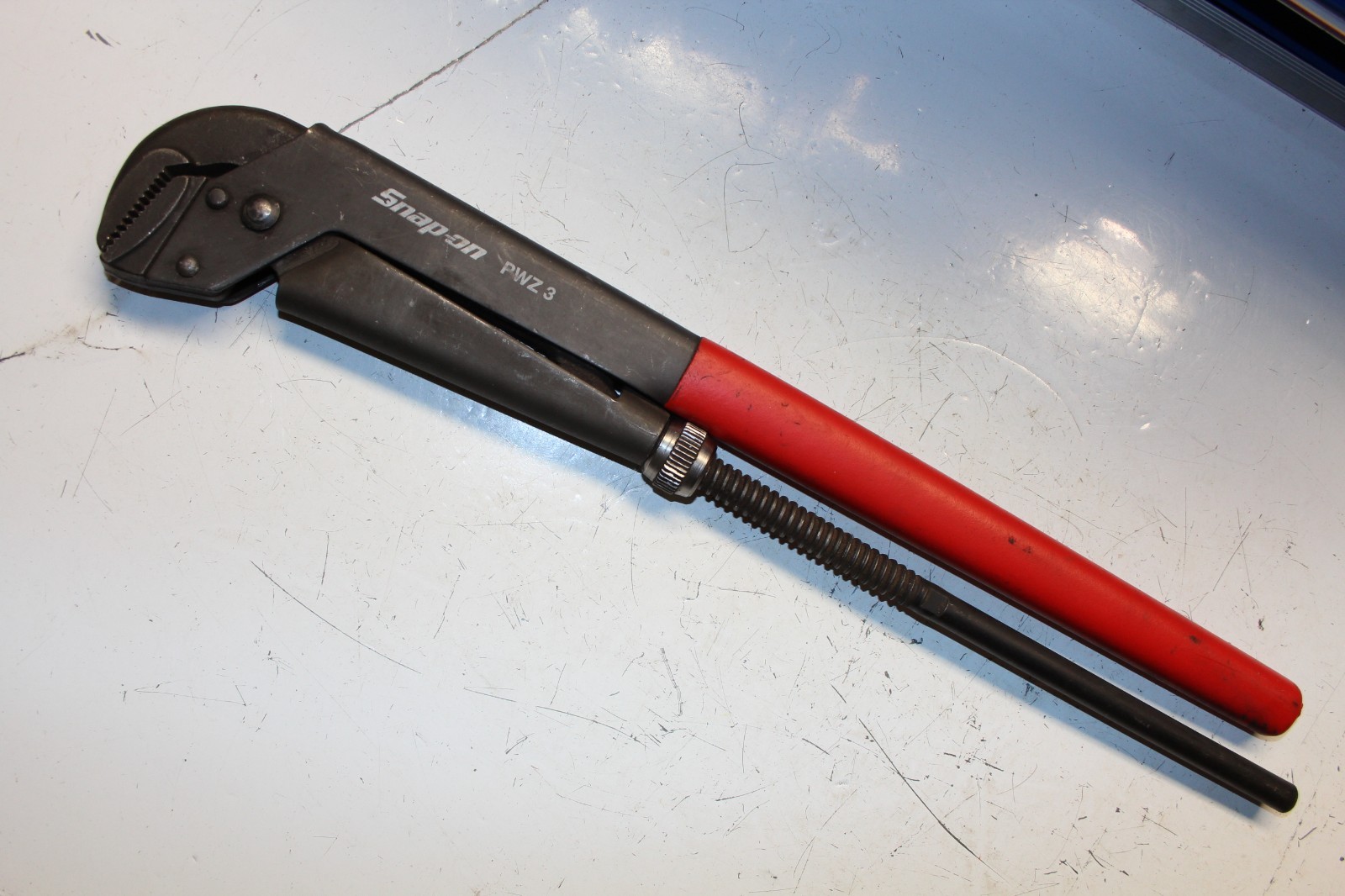 SNAP-ON TOOLS 21-1/2" Pliers Wrench (Red) PWZ3