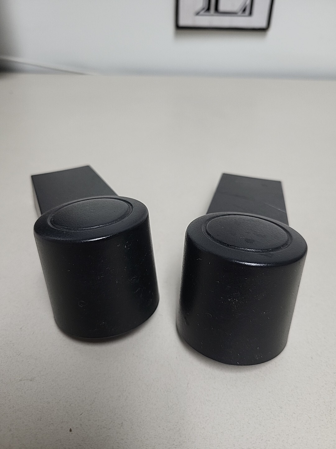 SportsArt E820 Elliptical Bolt Covers (18A)