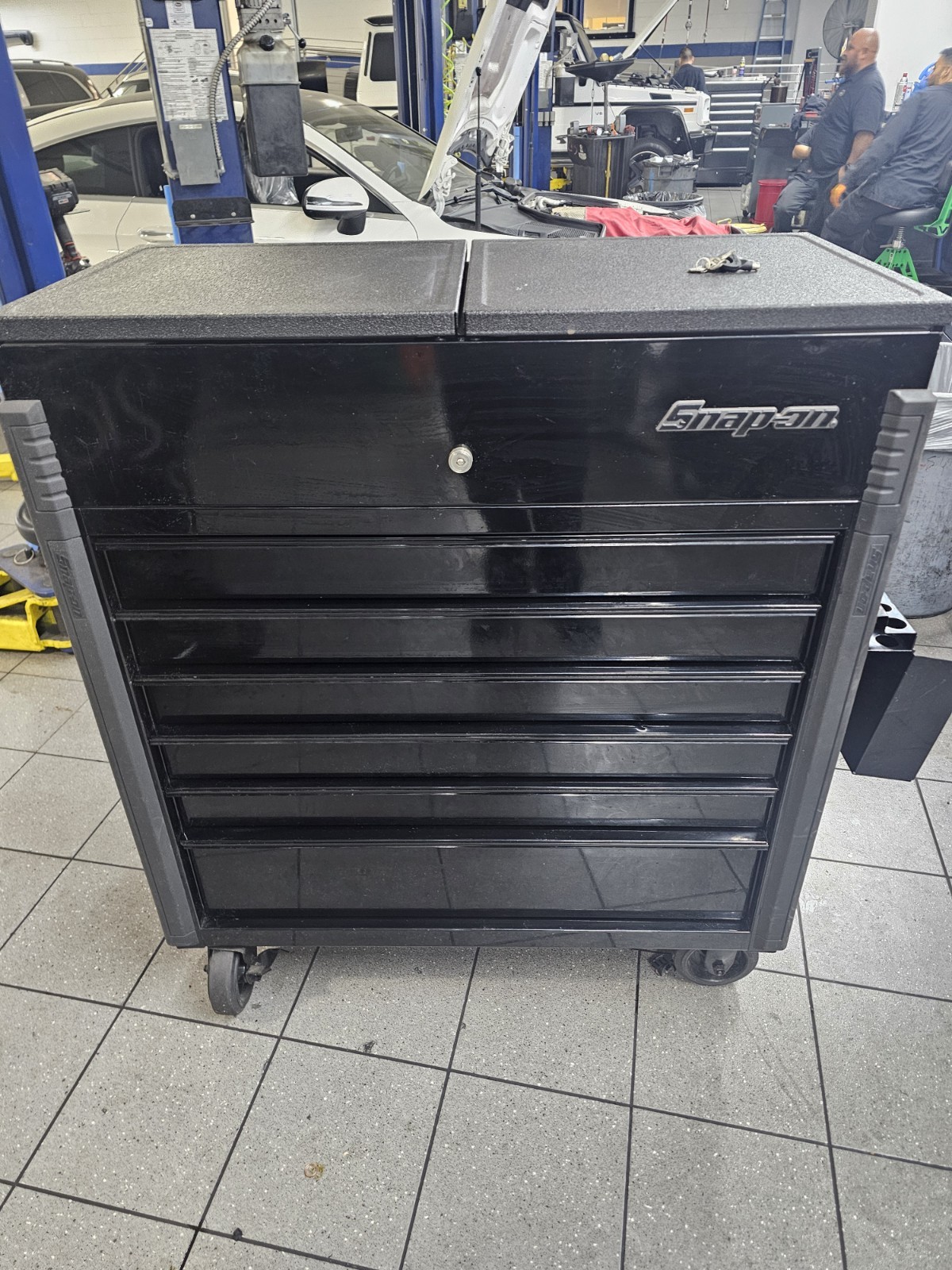 Snap On Tool Box 40 Inch Wide Split Sliding Lid Model KRSC430ABFI7