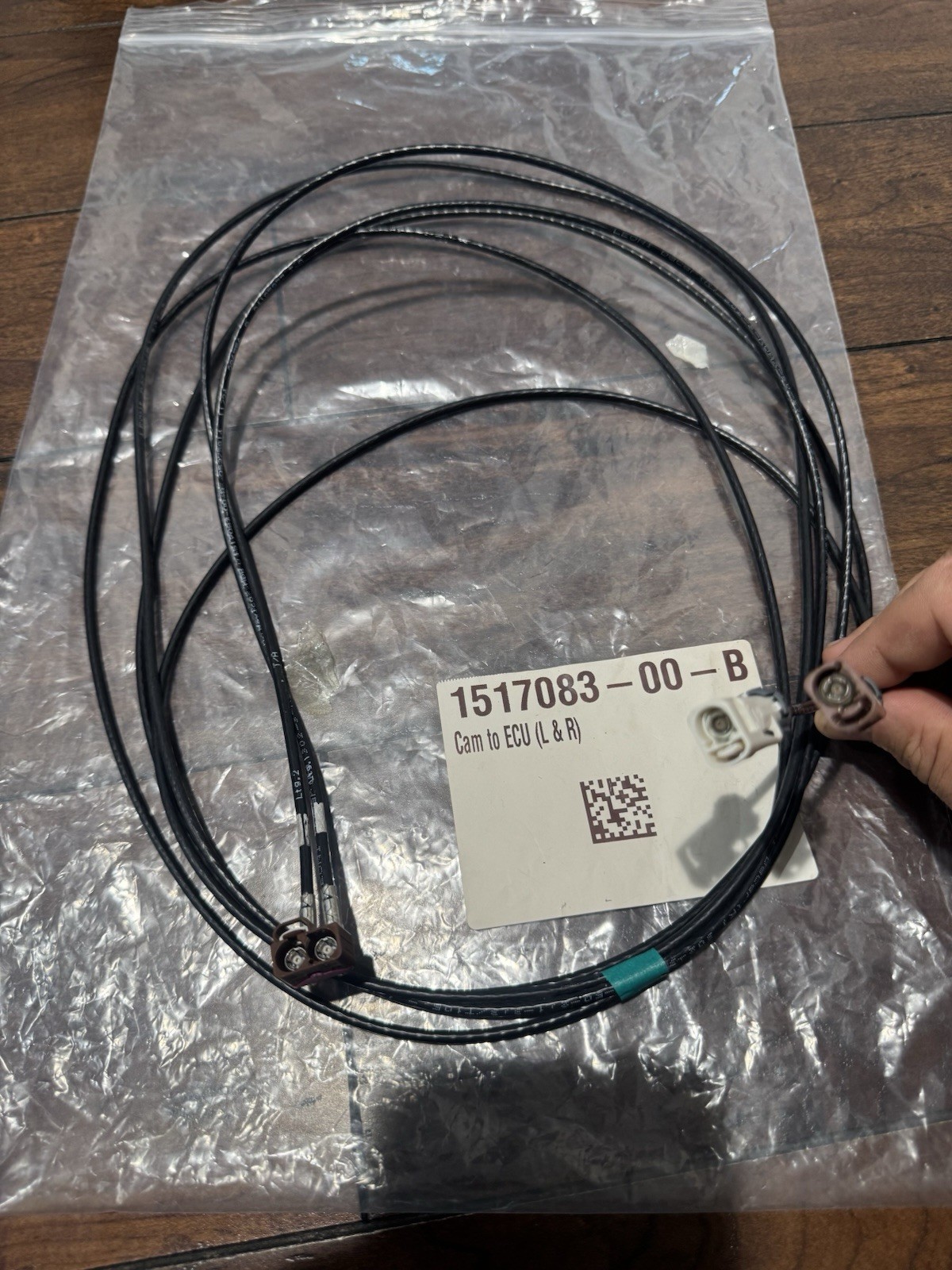 Tesla OEM 1517083-00-B Cam to ECU Coaxial Cable Harness – Side Repeater Camera
