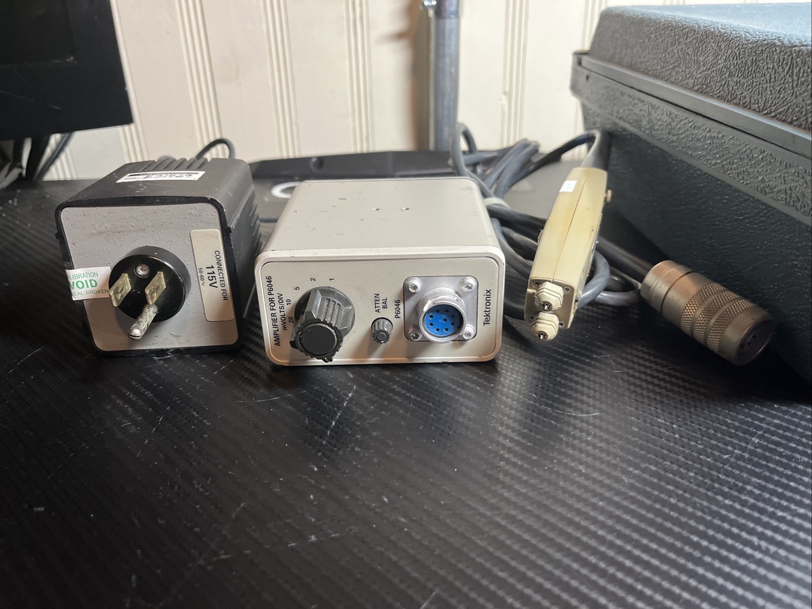 Tektronix P6046 (Parts Unit) W/ CASE