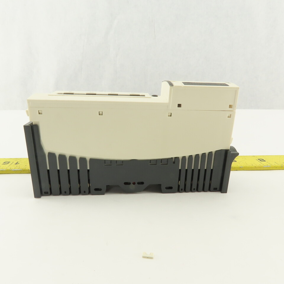 Schneider STB EPI 2145 Advantys Parallel Interface Module