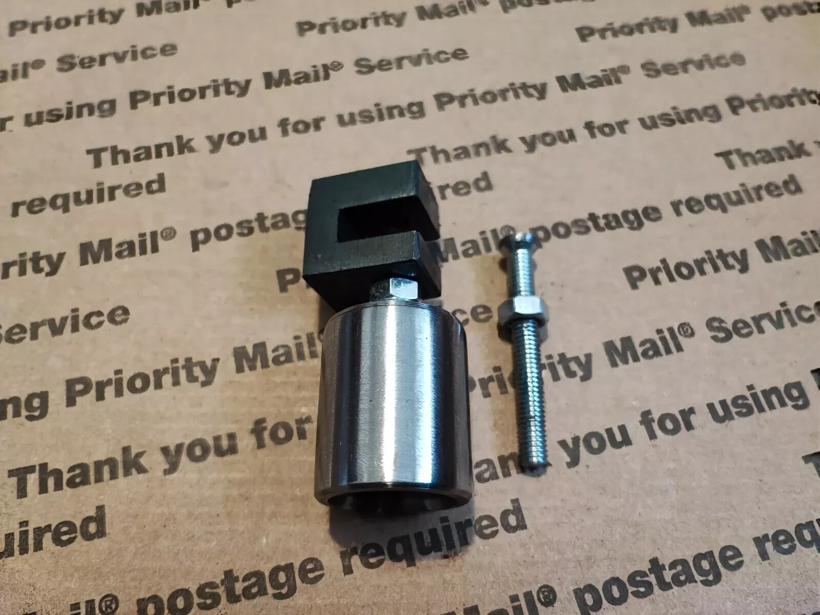 Intermediate shaping tool steel with bolt
