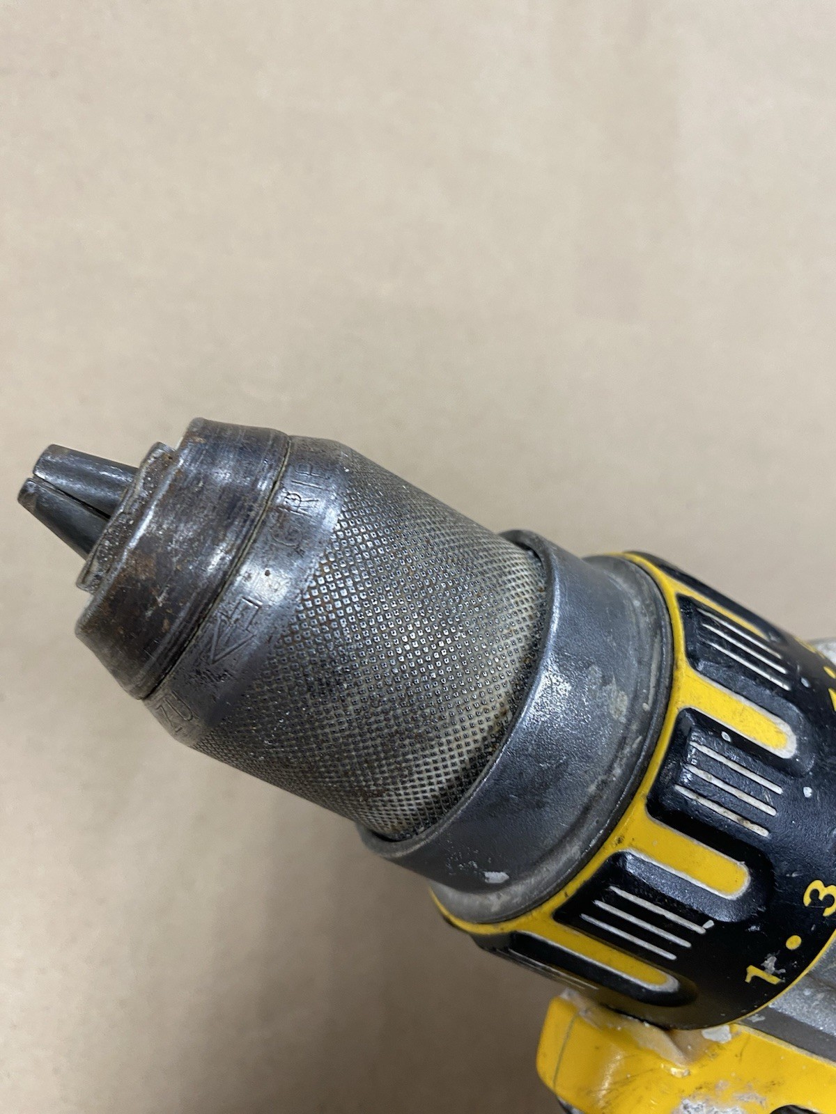 DEWALT DCD995 Brushless Cordless Drill/Driver 1/2 Only