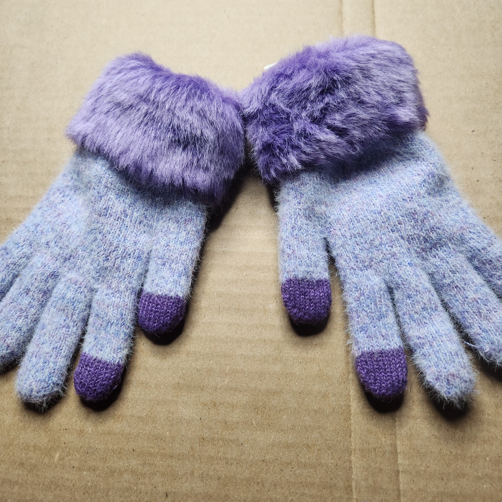 Womens Fleece Gloves With Faux Fur Wristband Two Tone Purple