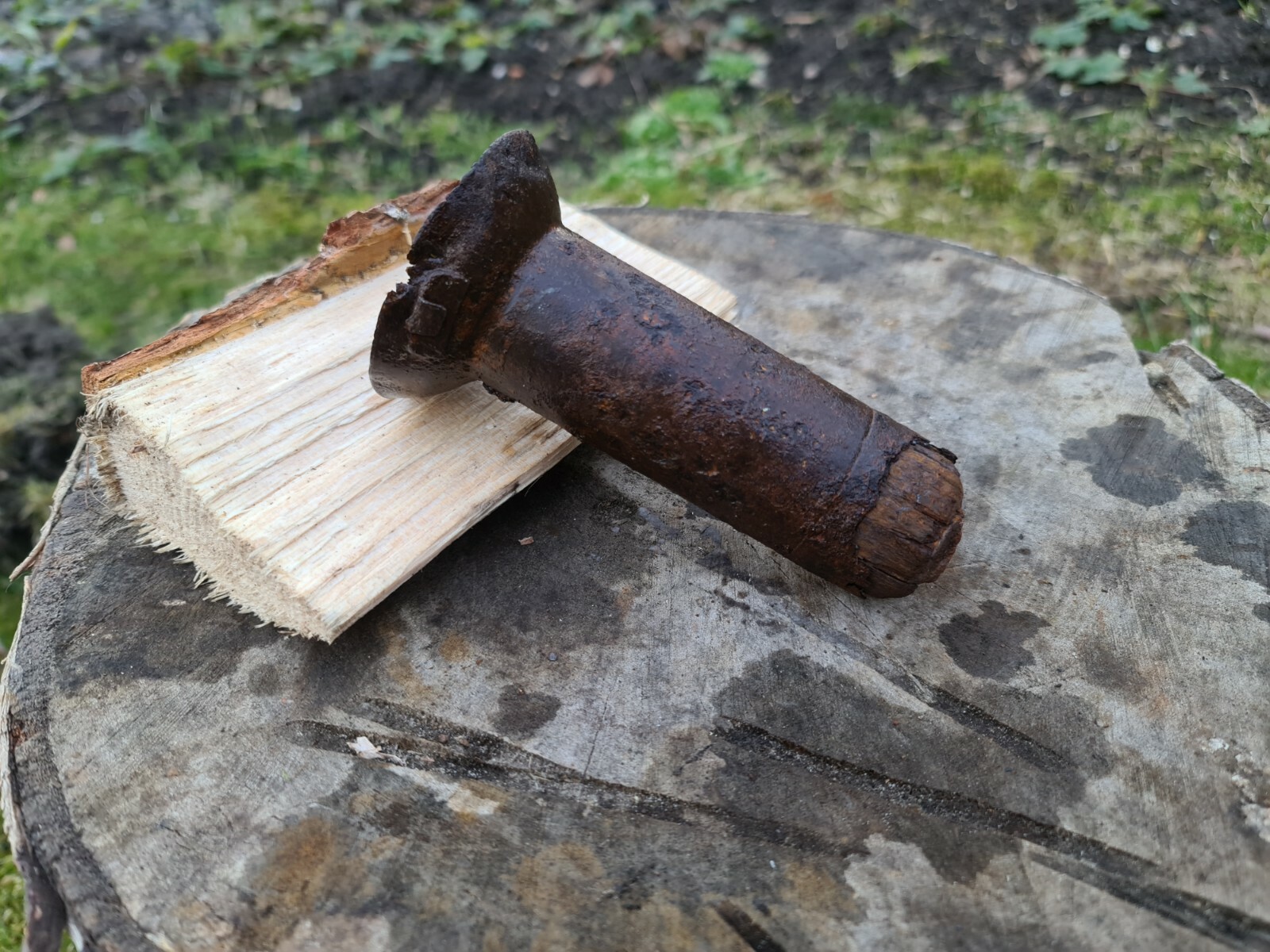 WW2 Accessories Panzerfaust parts from the German bunker rare relic.