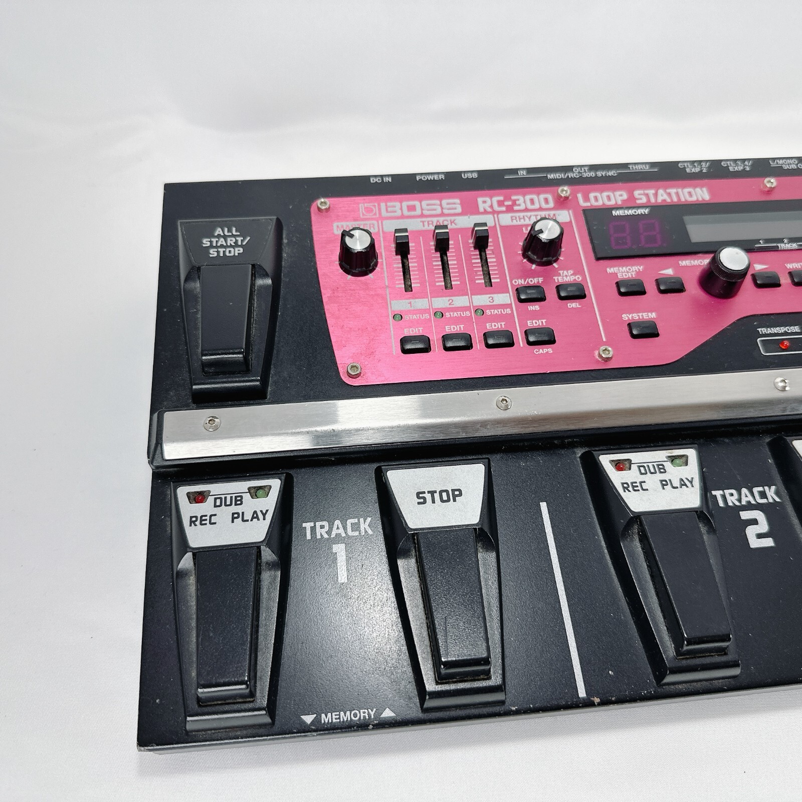 BOSS RC-300 Effector Loop Station Looper Guitar Effect Pedal used
