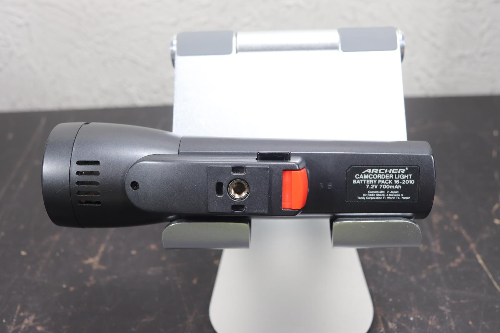 Realistic Quartz Halogen Camcorder Light Hotshoe Mount