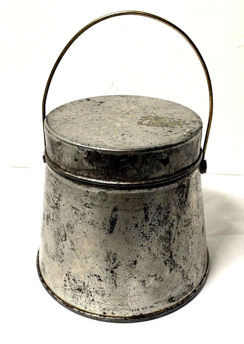 VTG 3" GRUMBACHER Brush Cleaner - Bucket w/ Screen - Time Worn Patina - Japan