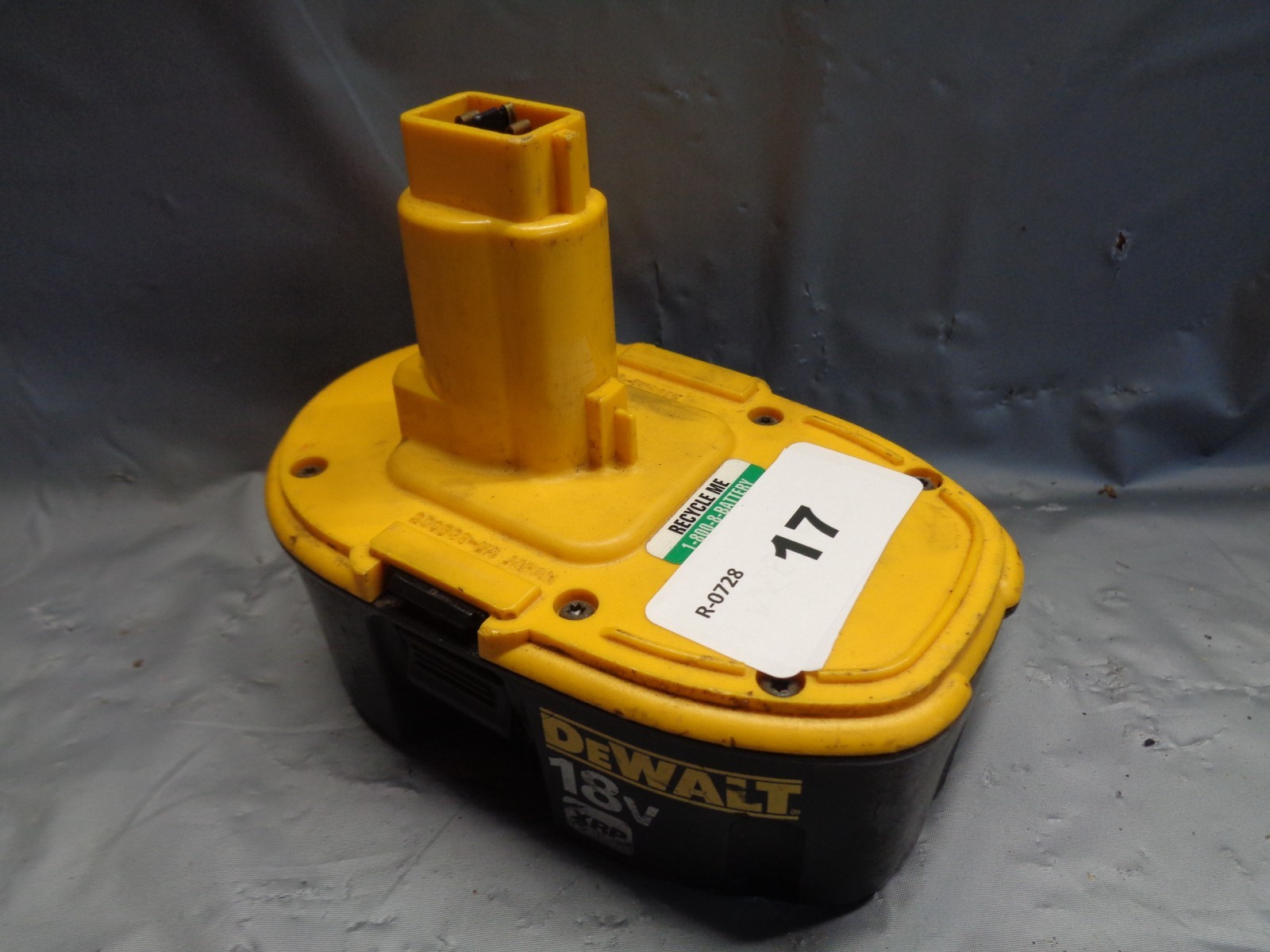 Dewalt XRP DC9096 18 Volt Tye 1 Battery