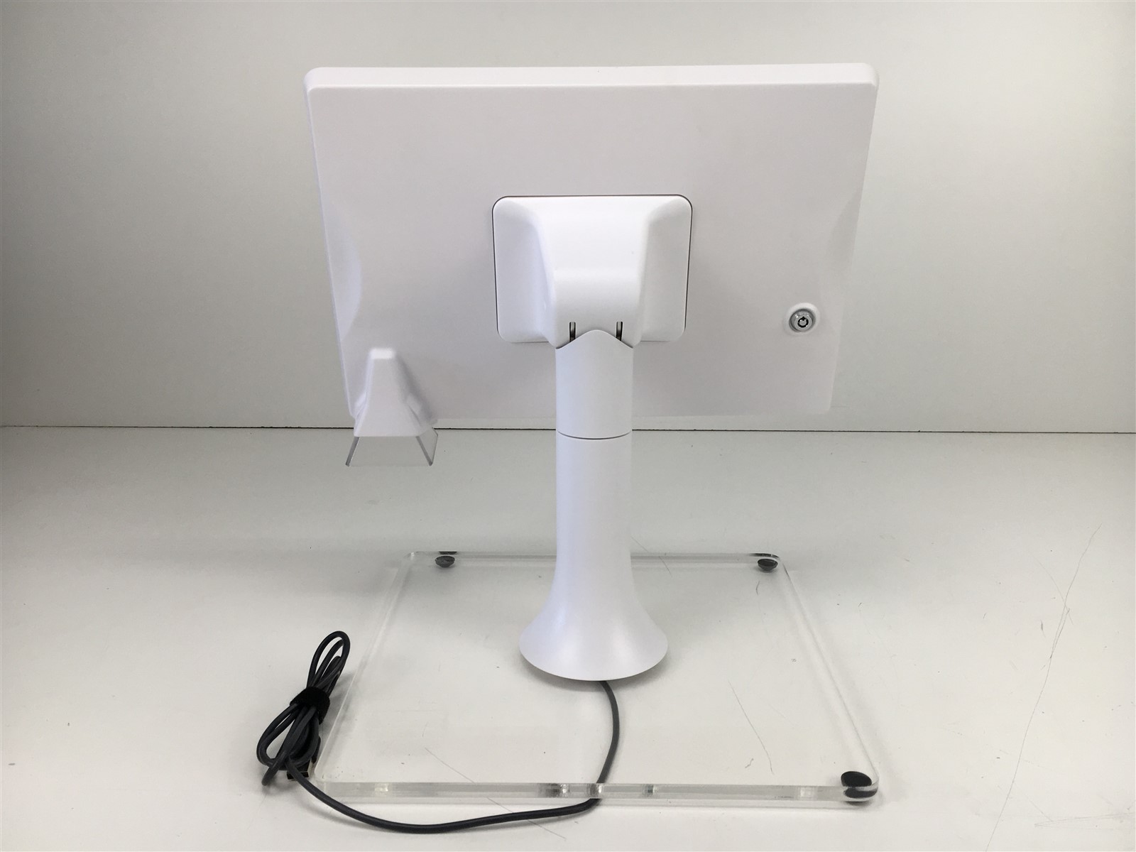 Aila Interactive Kiosk 750-00316