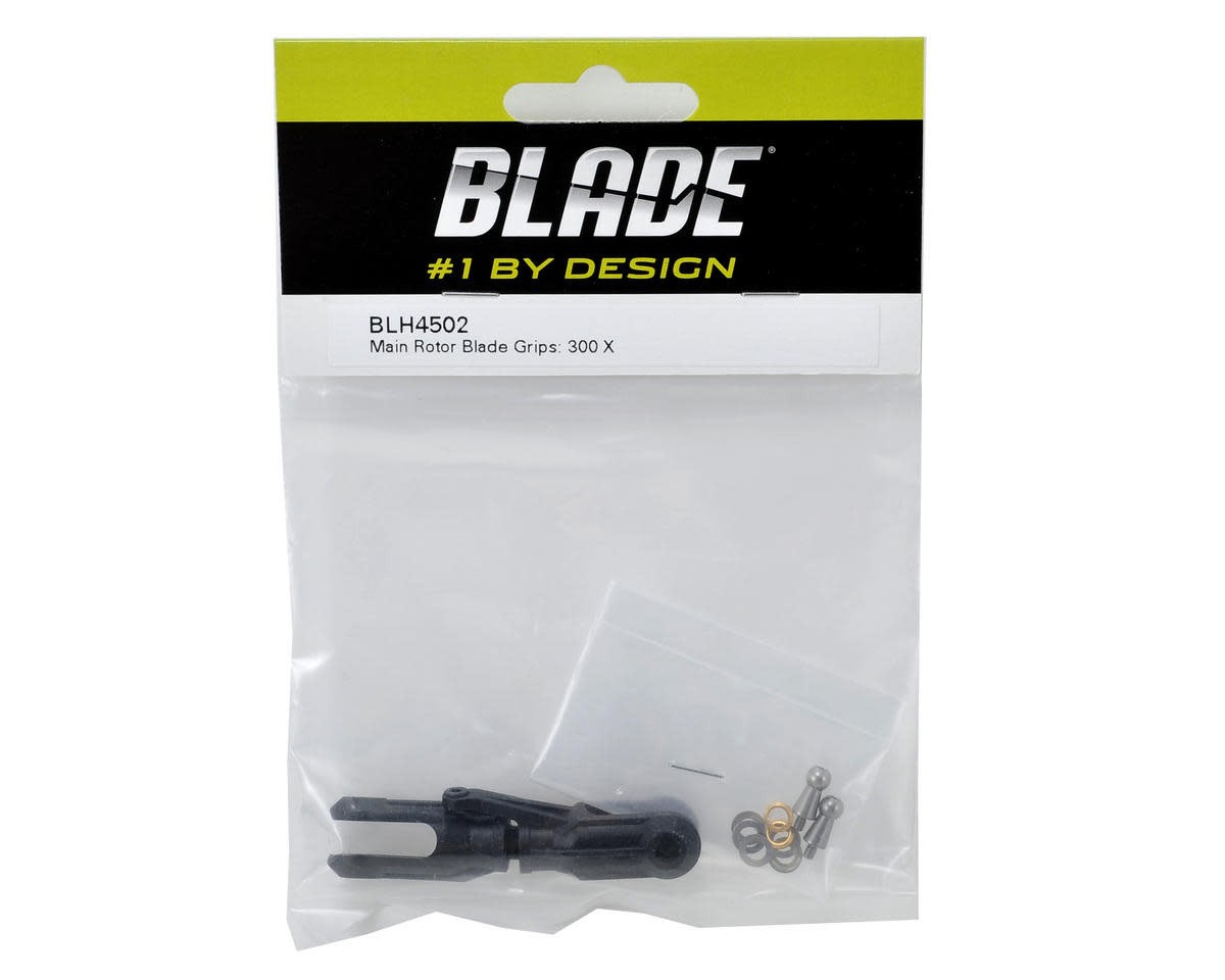 BLH4502 Blade Main Rotor Blade Grip (2)