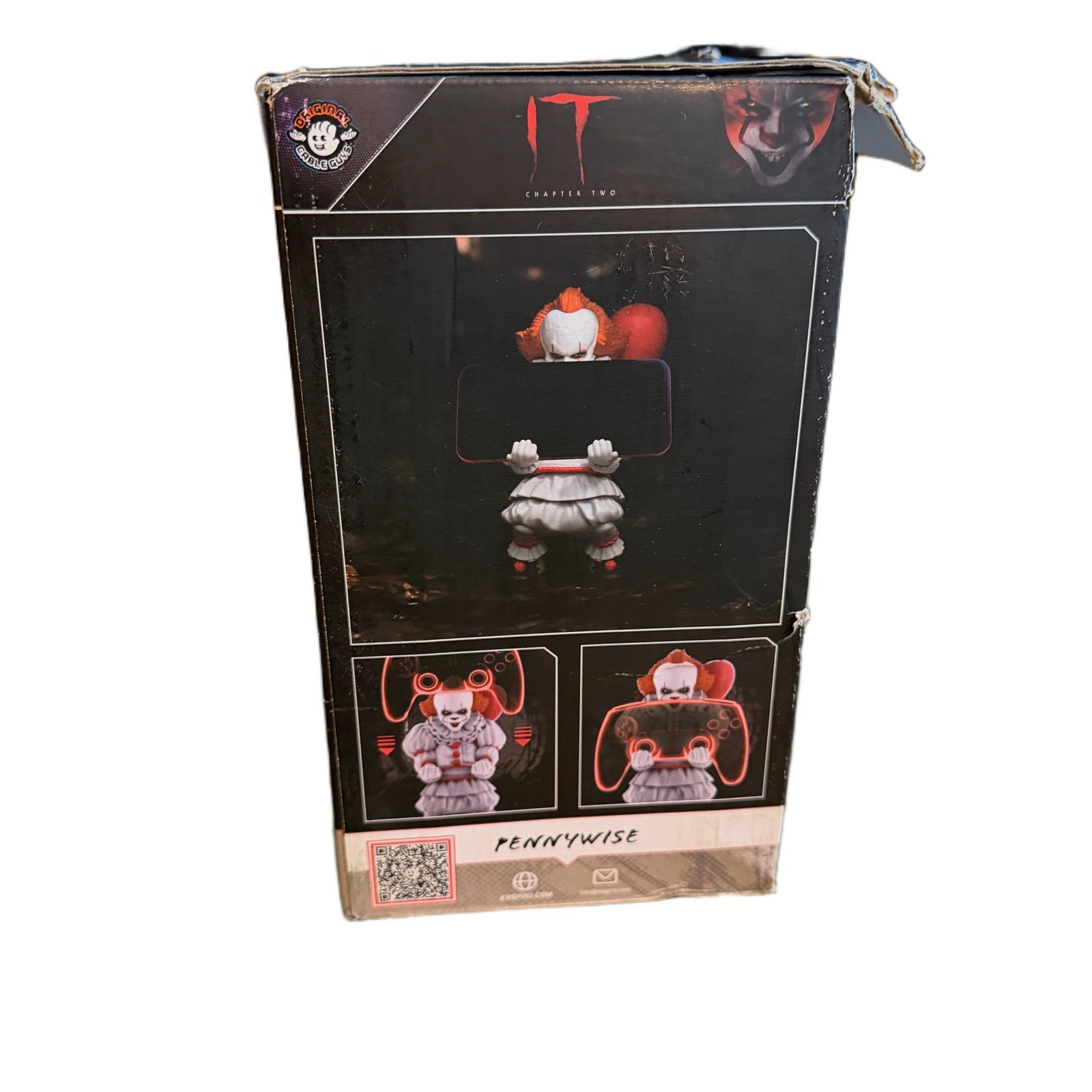 Cable Guys IT Chapter Two Pennywise Phone and Controller Holder Horror Figure