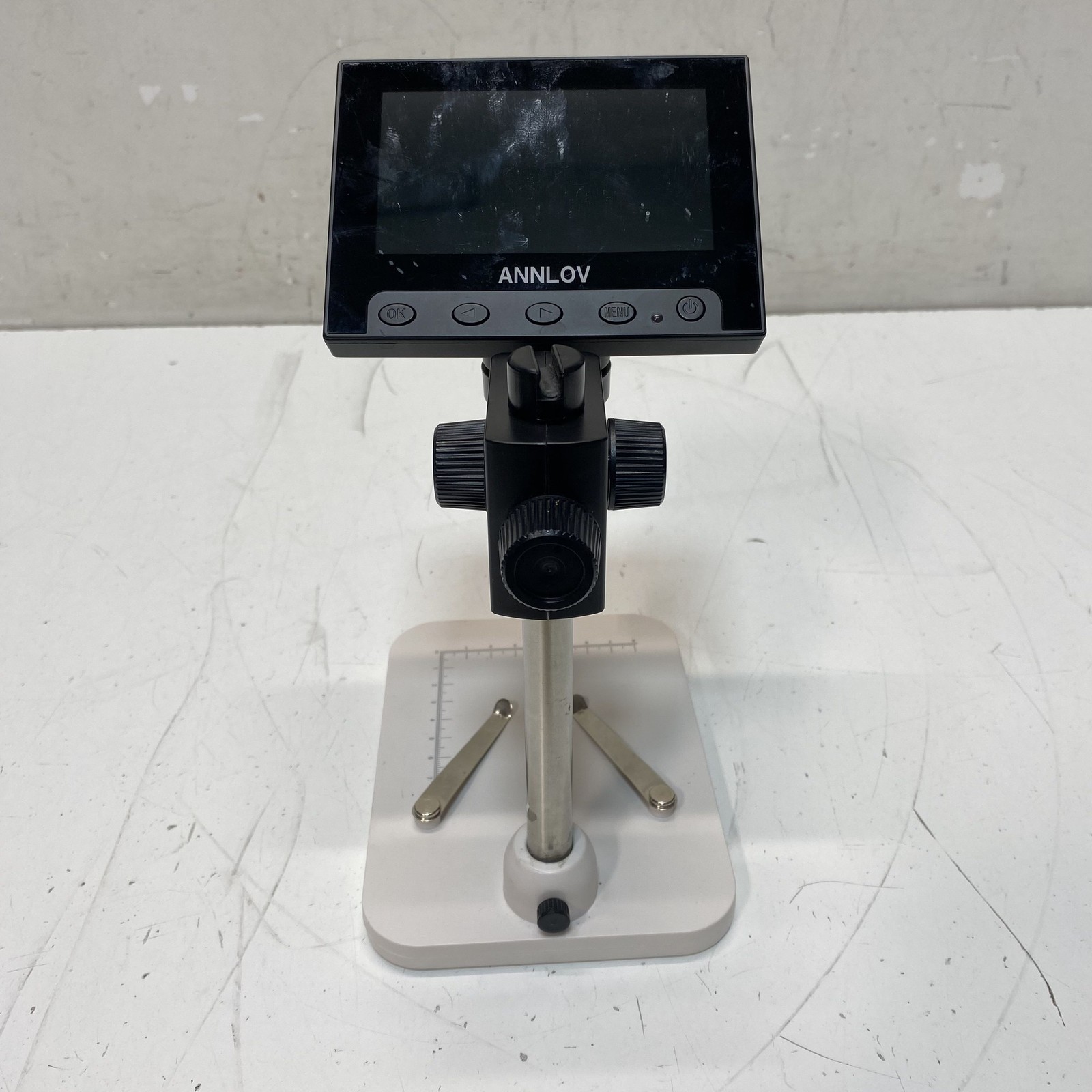 ANNLOV LCD Digital Microscope with Metal Stand & LED Lights Power On Tested