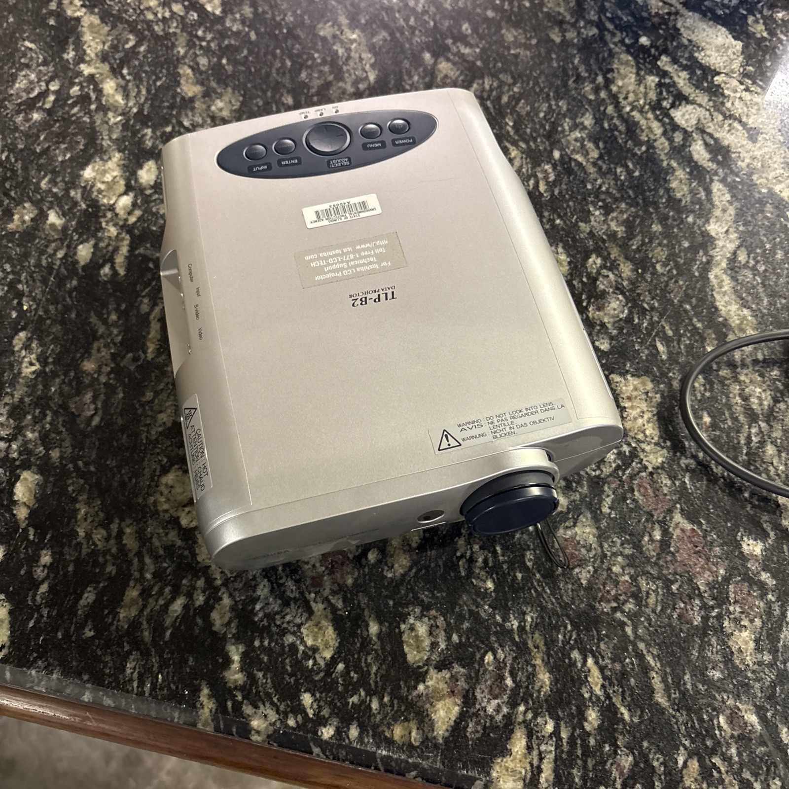 Toshiba TLP-B2U 3LCD Data Projector