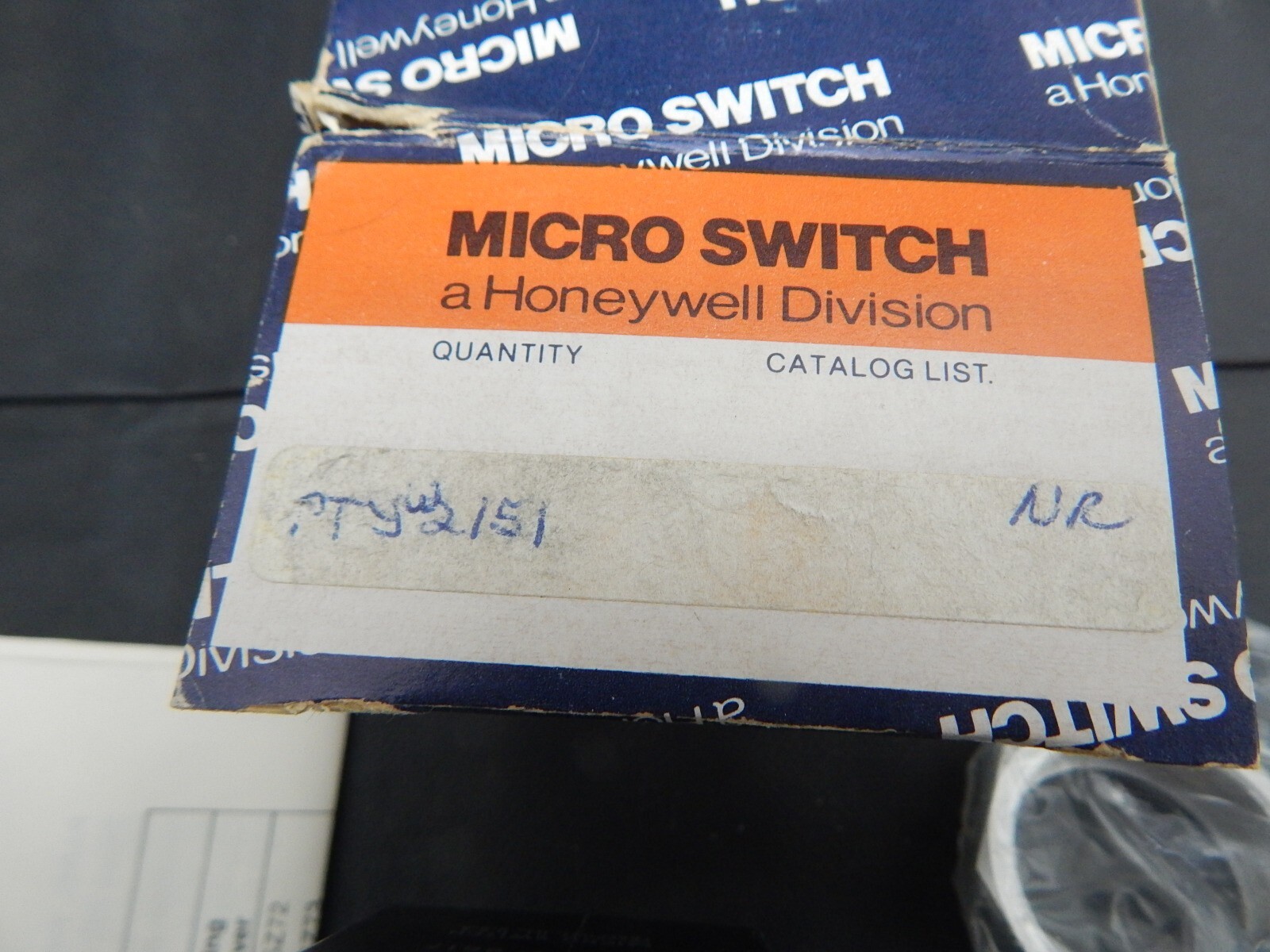 HONEYWELL MICROSWITCH PTYW2151 SWITCH - USA SELLER FAST SHIPPING