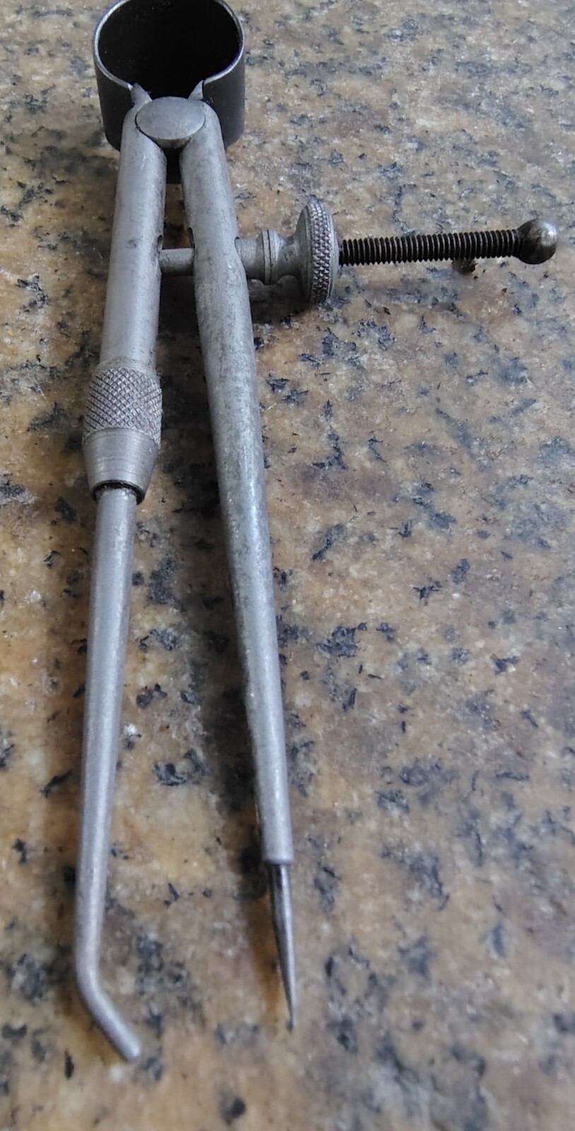 🗽VINTAGE CALIPER/ DIVIDER 4"