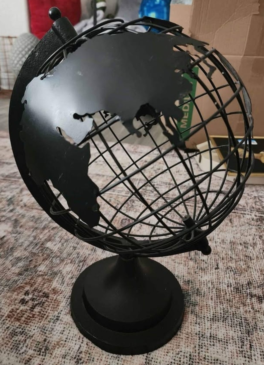 Metal Rustic World GlobeRotating On PedestalDesktop Decor 16"t