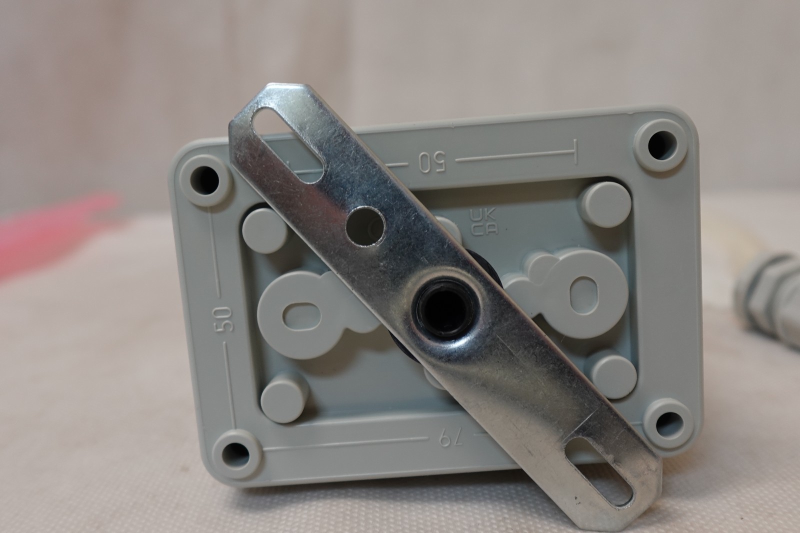 ACI - HVAC Averaging Sensor Housing & Mounting Hardware Kit A/1K-2W-A-50-4X