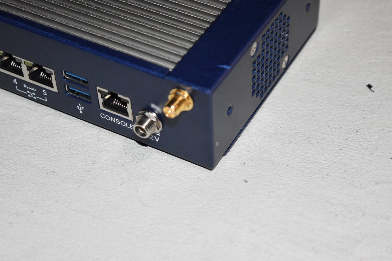 AppNeta M70 Gigabit PFsense Firewall Intel Atom Eight Core C3758 AES-NI 8GB RAM