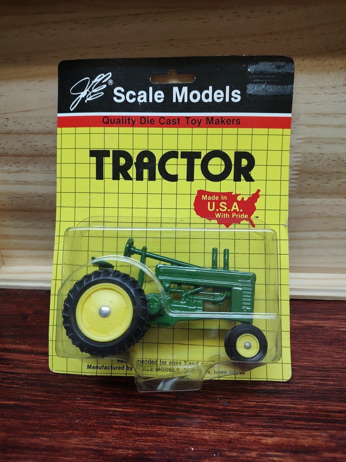 Joseph L Ertl Scale Models 1/32 John Deere Model A 1st Edition NIB