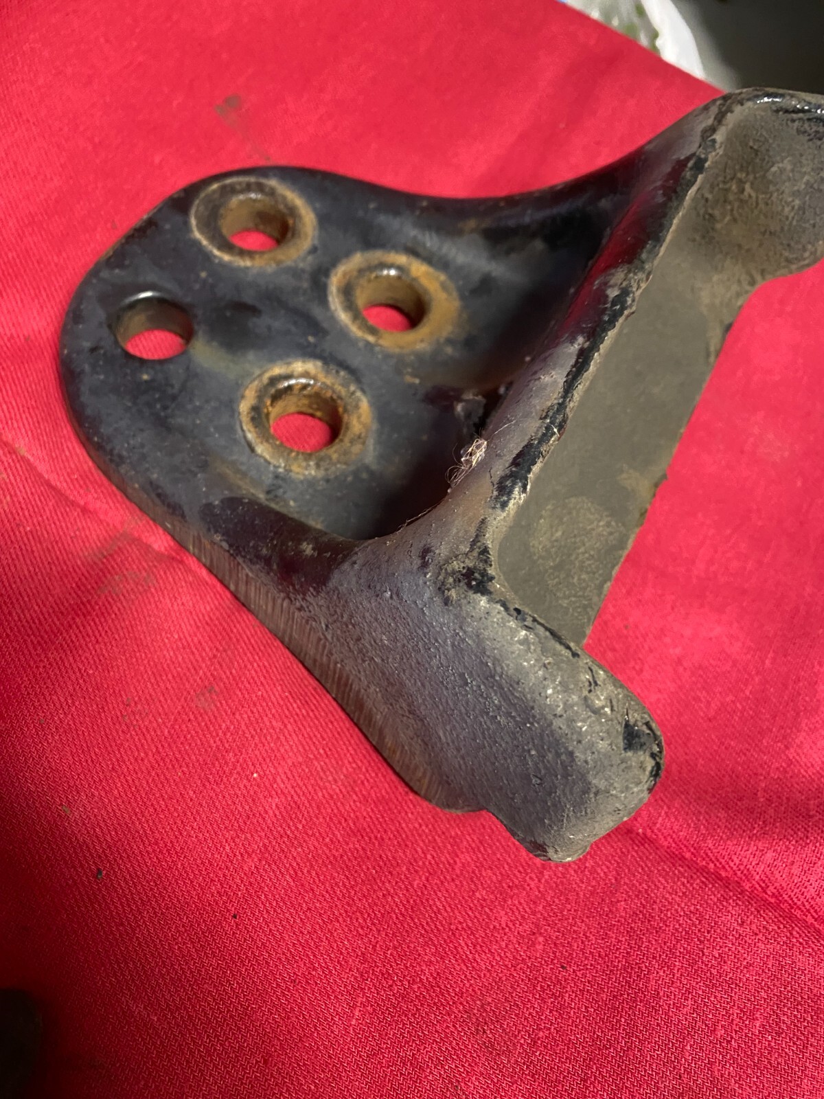 FREIGHTLINER AXLE STOP, MOUNT, BRACKET 16-15617-000