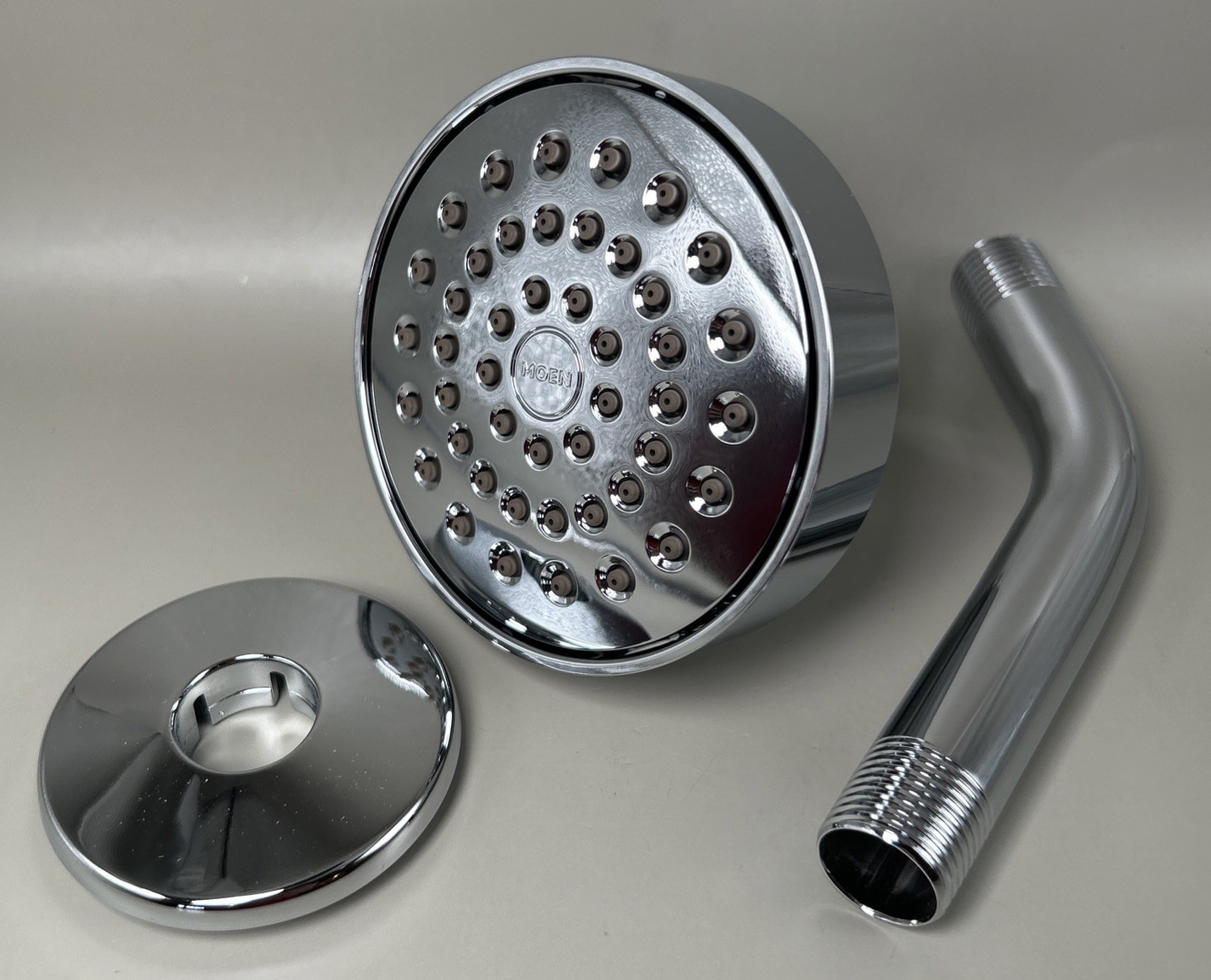 Moen T2192 Shower Head 2.5 gpm Chrome 3.5" A112.18.1M New Open Box