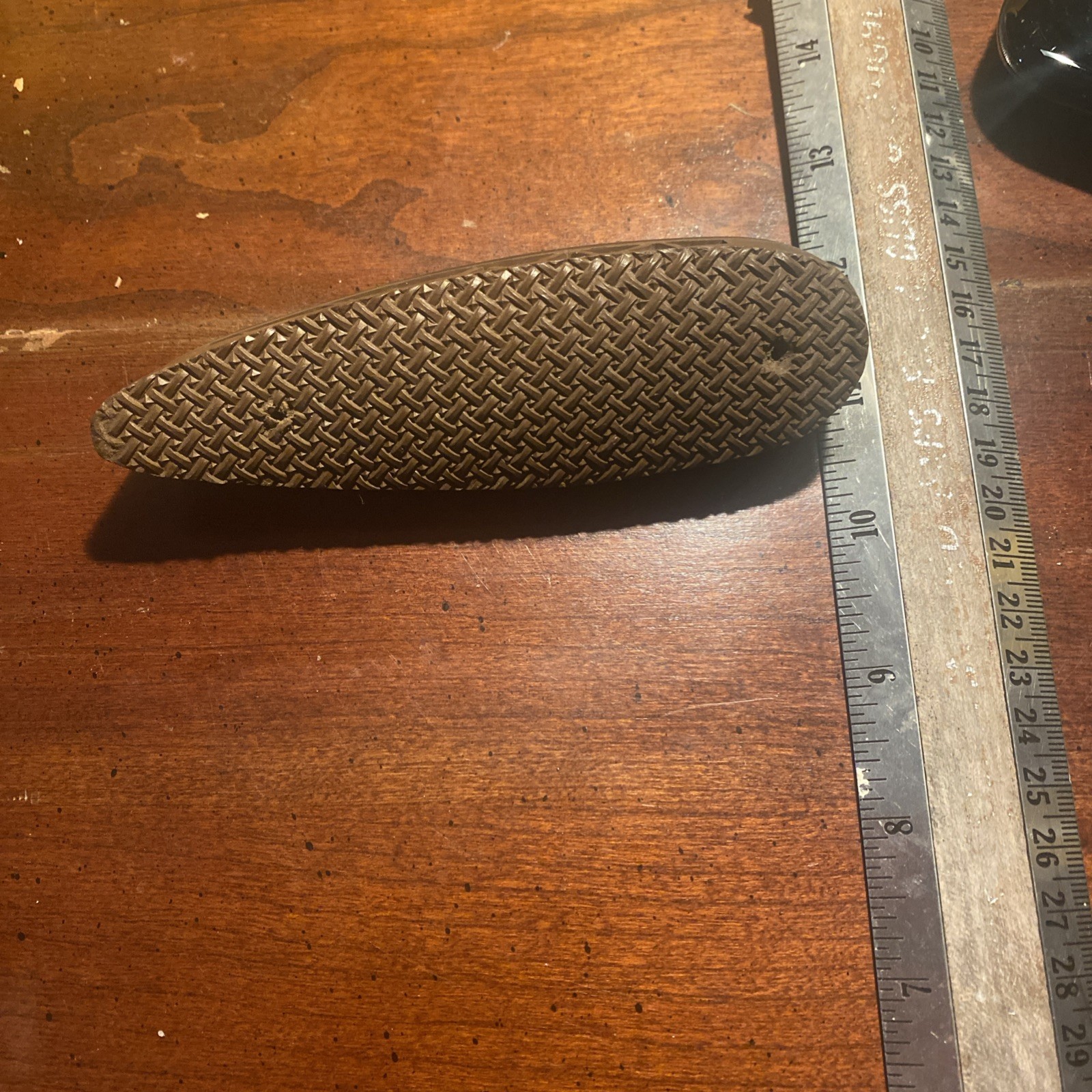 Rubber recoil pad.