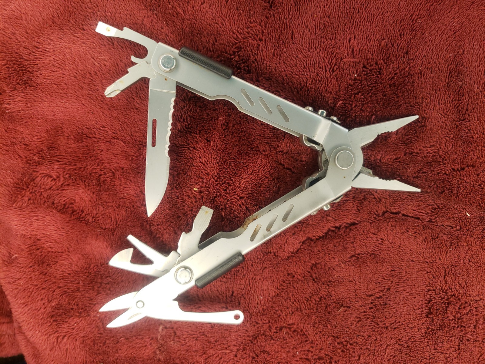 🔪🔪🔪🔪 Gerber Multi Tool Needlenose MP400 with scissors 4sw
