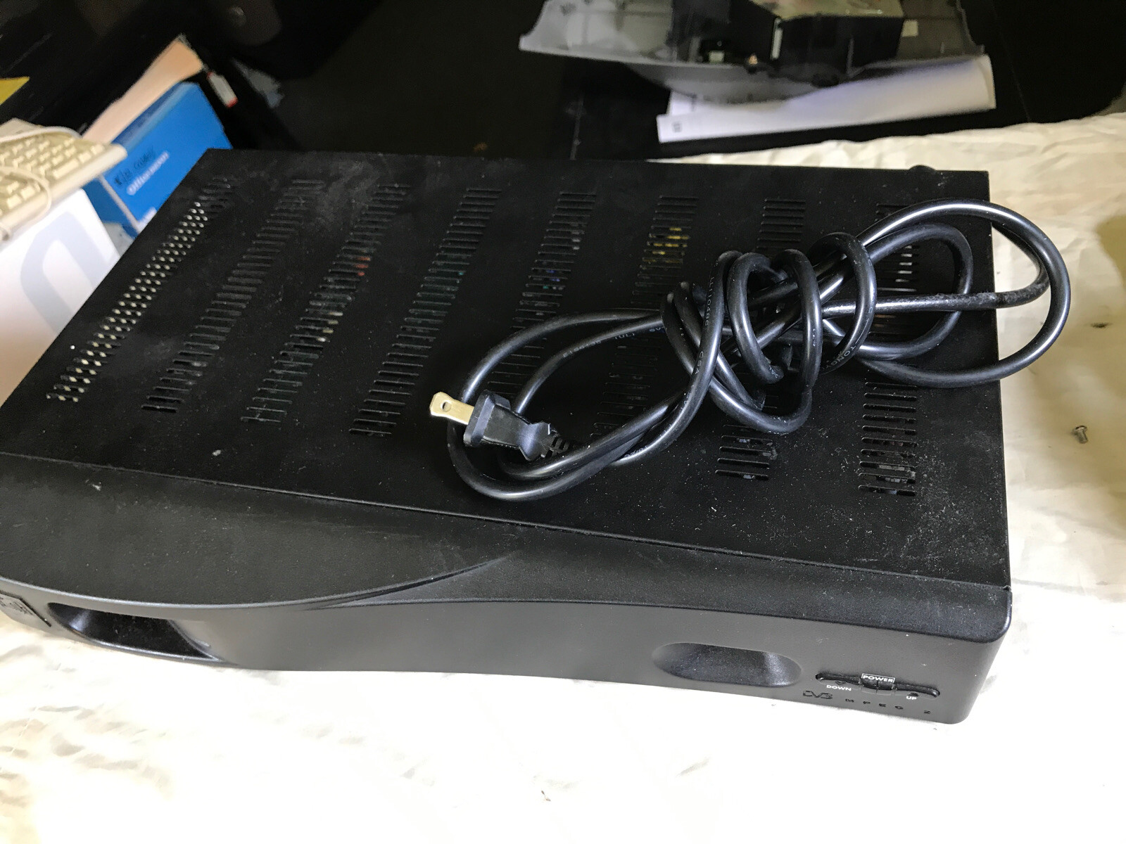 DISH NETWORK Model 2700 Satellite Receiver, No Remote Or Card, As Is