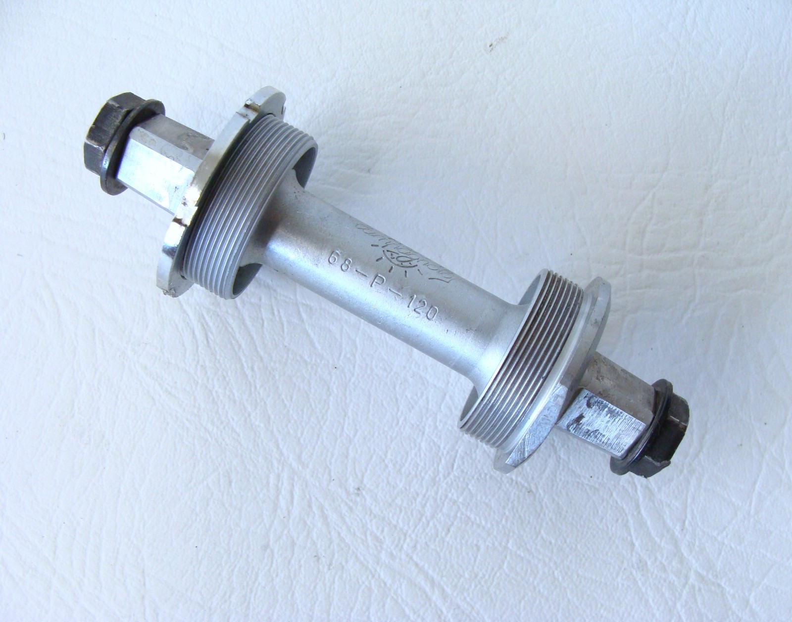 ~ Vintage 70's Campagnolo Record Pista English 68-P-120 Bottom Bracket ~
