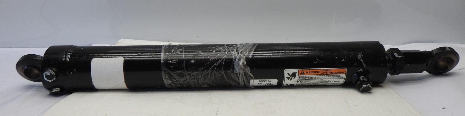 Tennant 1029852 Hydraulic Cylinder, 2.5B, 27.3L, 17.7Strk 3000 - GENUINE NOB NEW