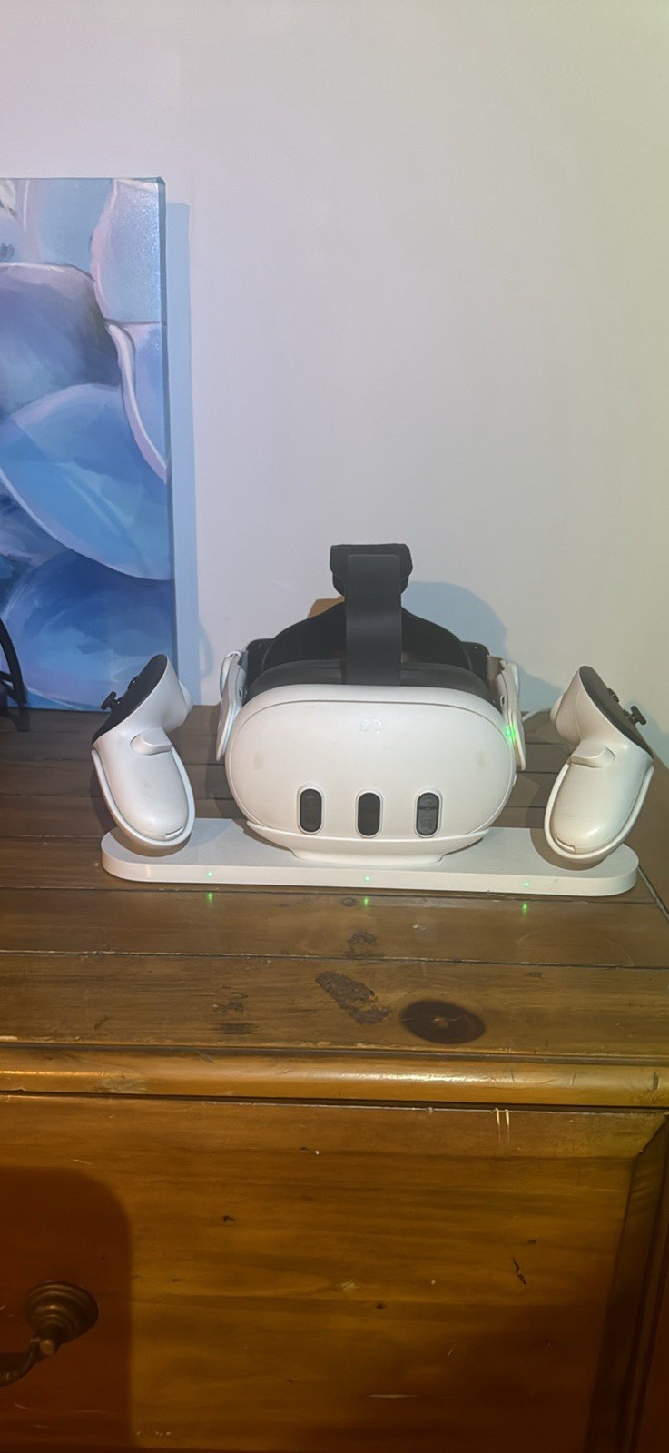 Meta Quest 3 (128GB) With Official Charging Dock And Custom Head Strap ￼