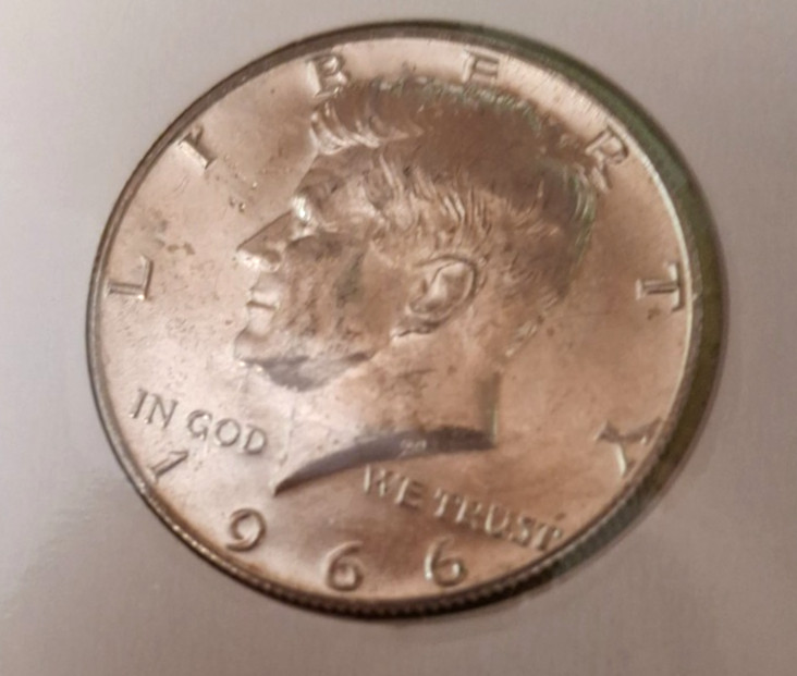 1966 & 1967 Silver Kennedy Half Dollars unc