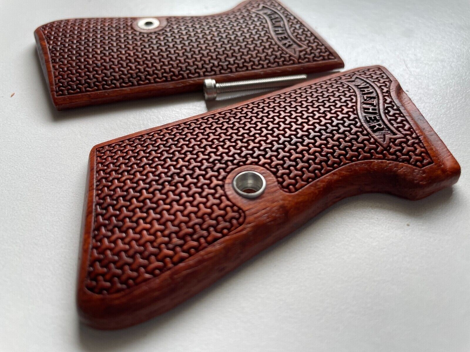 New Grips Compatible with Walther PPK/S, PP, New PPK/S .22 LR ; new pattern